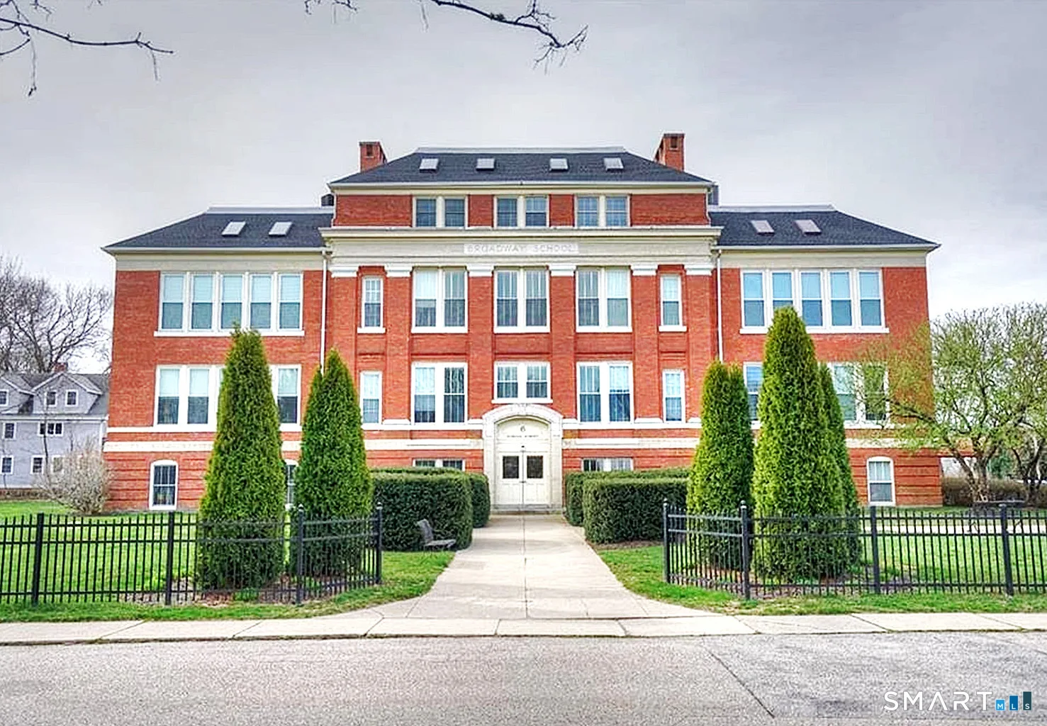 6 School Street #3, Stonington, CT
