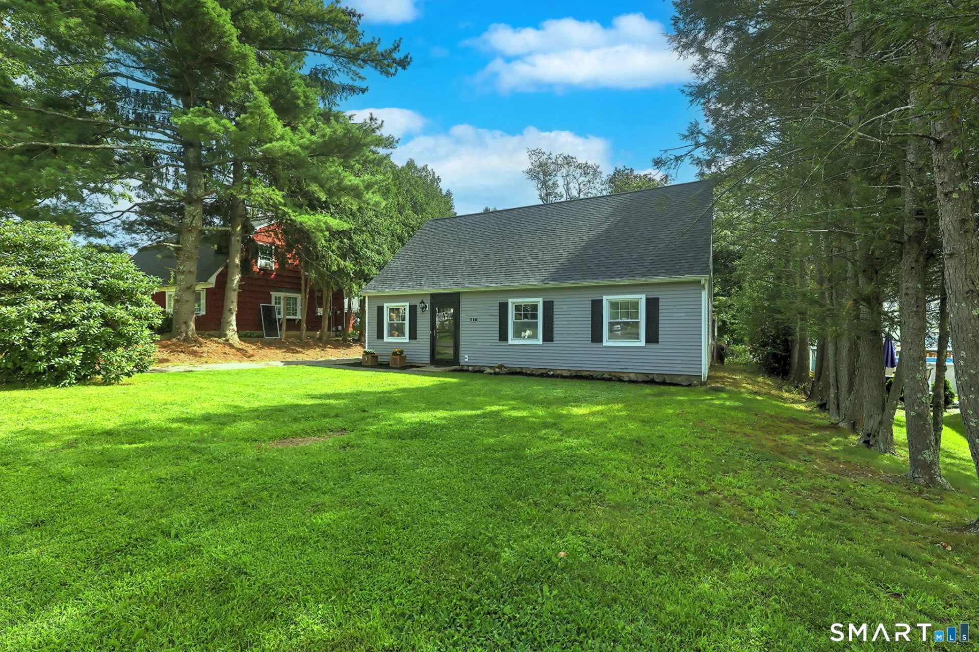 87 Sunburst Road, Naugatuck, CT