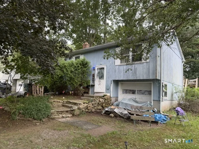 35 Tanglewood Lane, Voluntown, CT