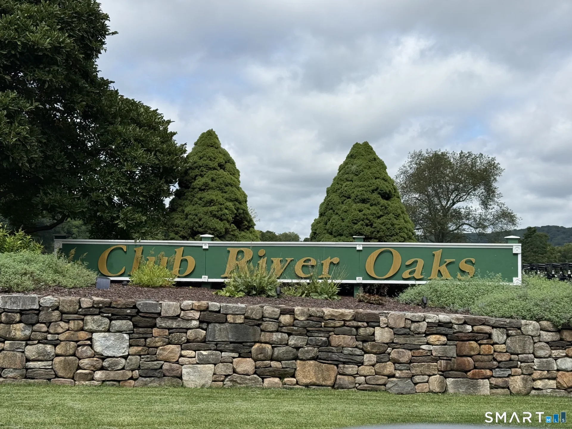 97 Long River Road, Sherman, CT