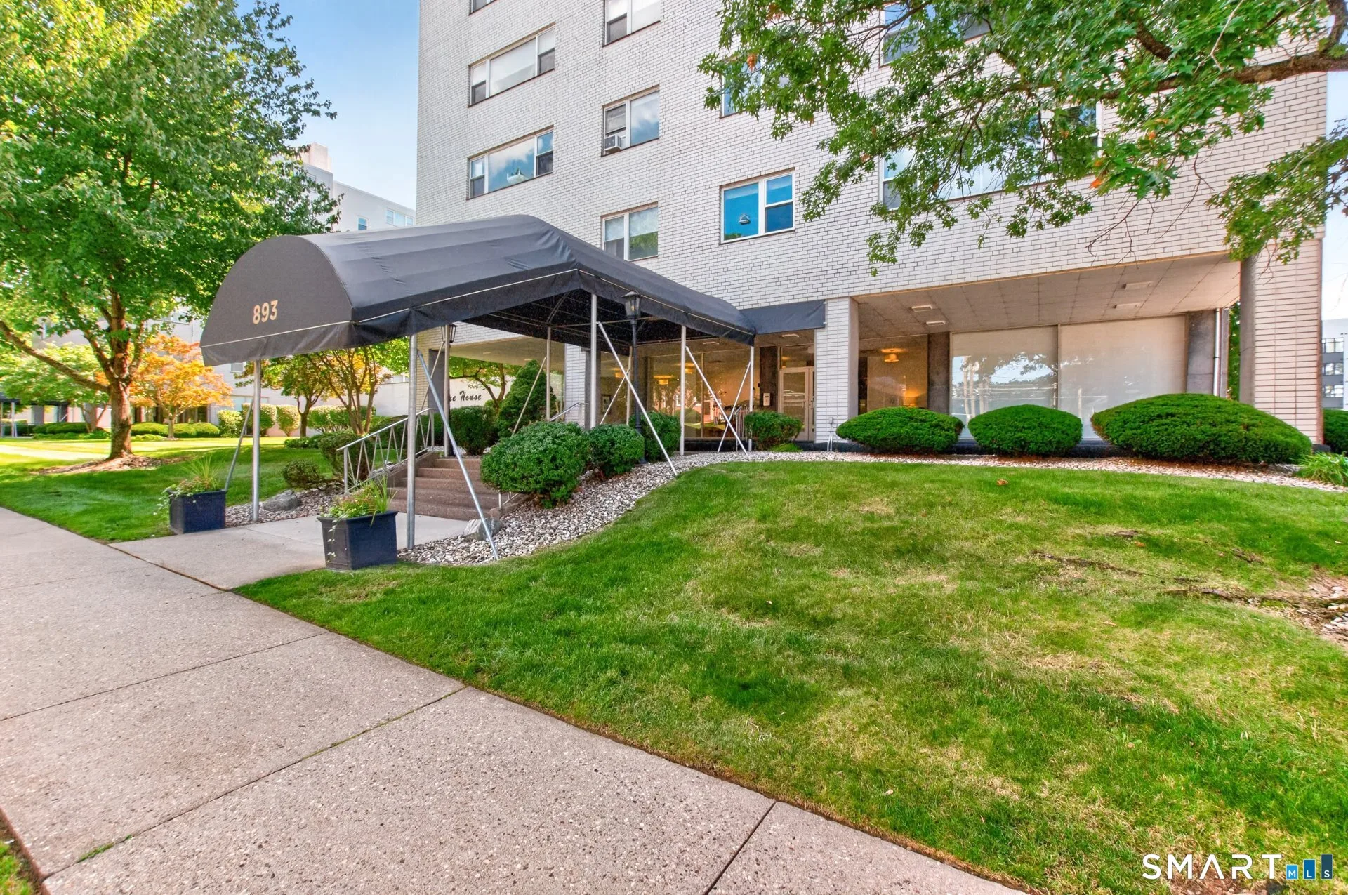 893 Farmington Avenue #1A, West Hartford, CT