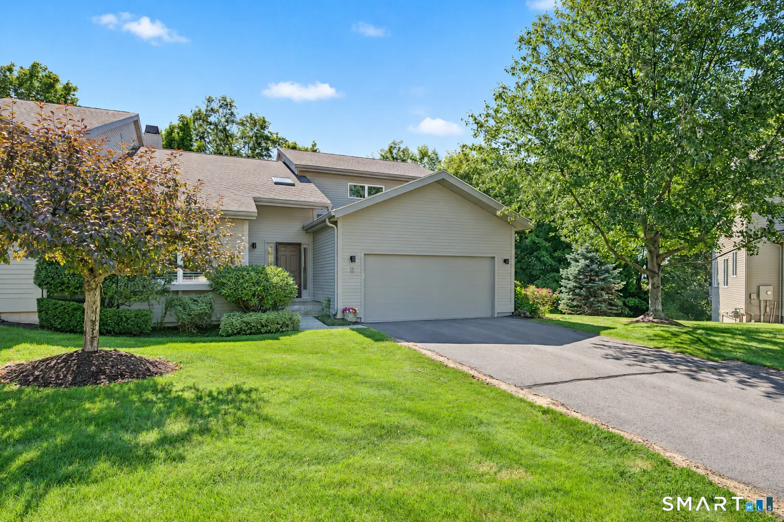 5 Lancaster Court, Avon, CT