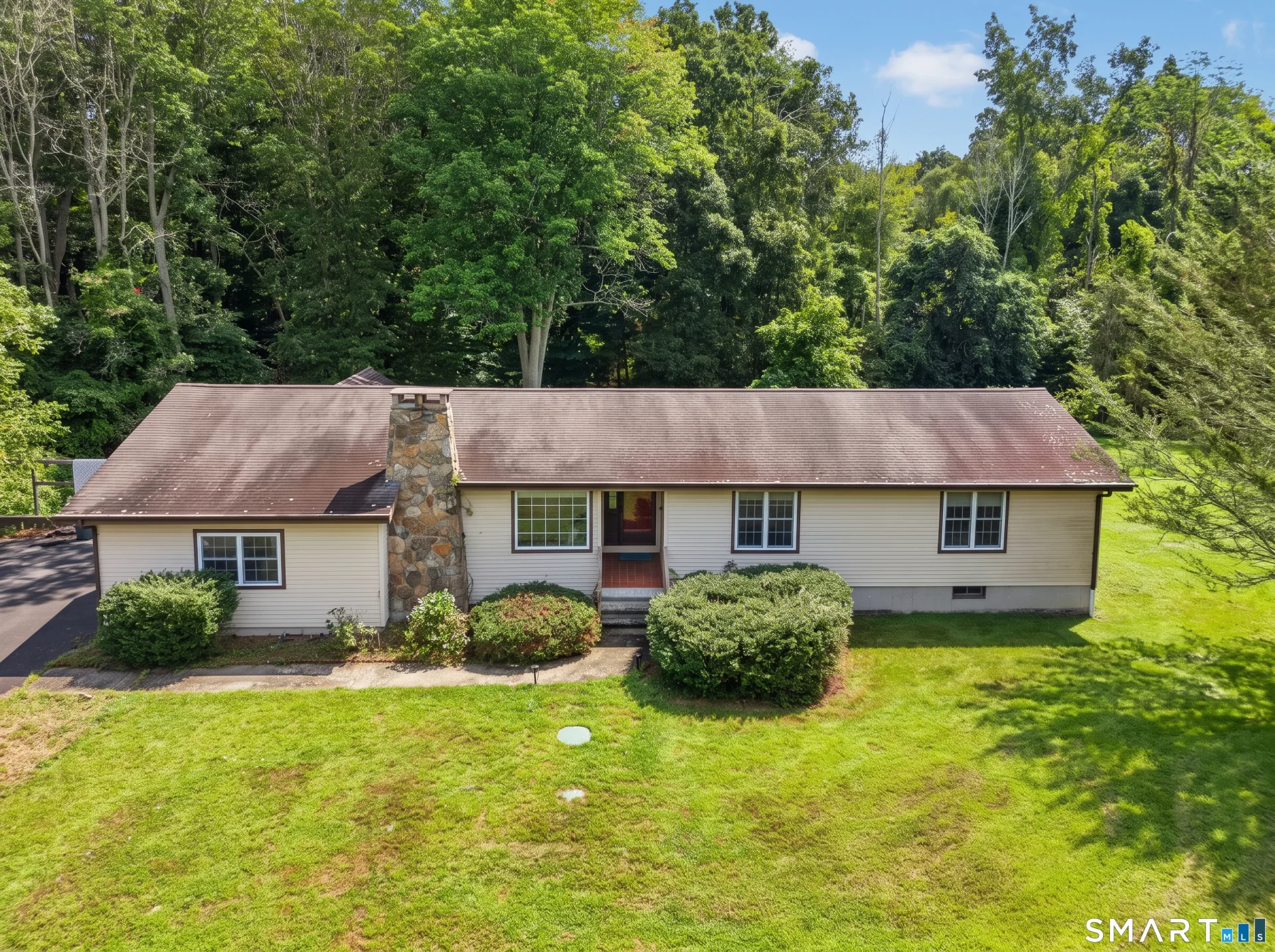 728 Long Cove Road, Ledyard, CT