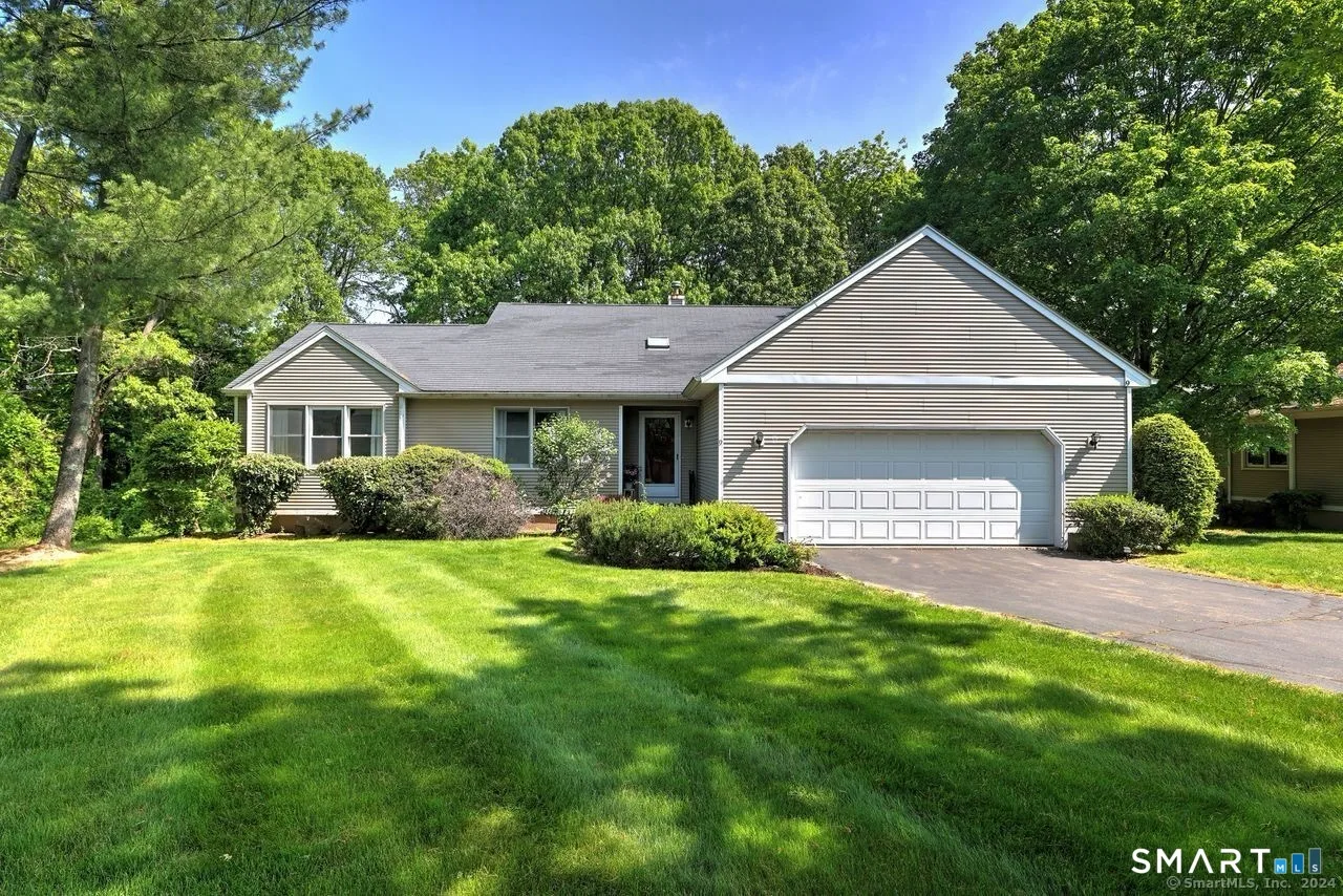 9 Canterbury Road #9, Hamden, CT