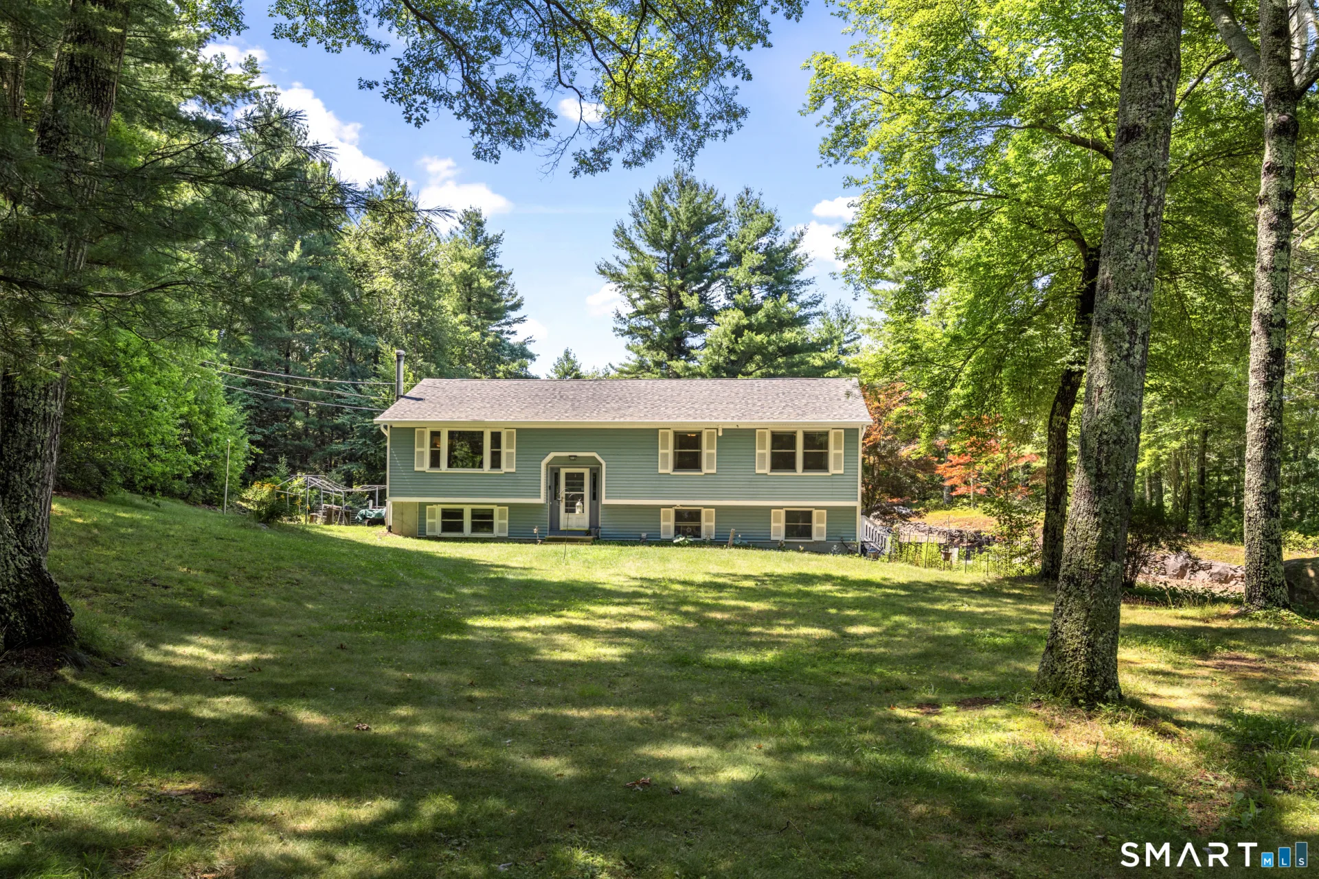 364 Beach Pond Road, Voluntown, CT