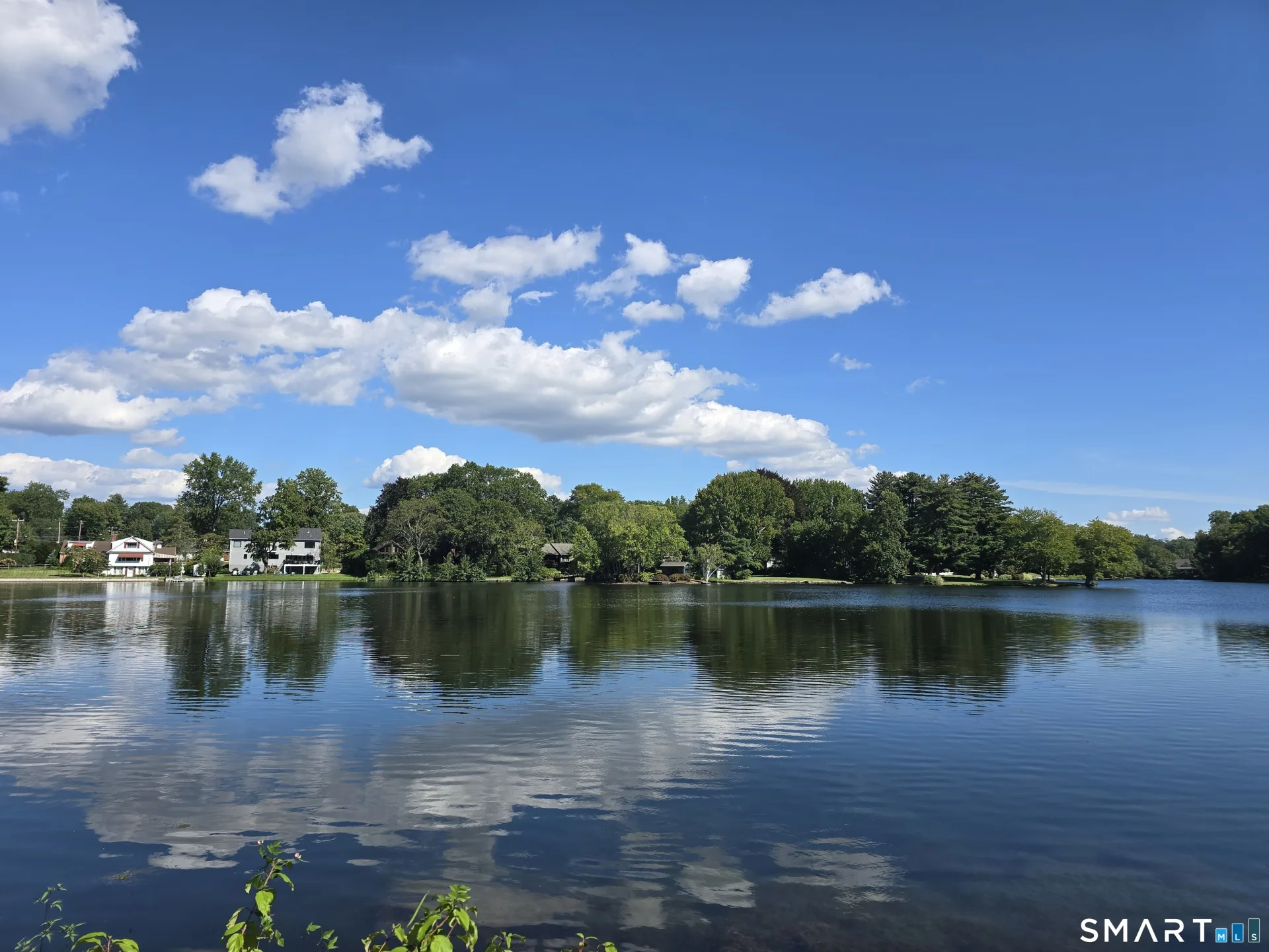 9066 Woodpond Road, Farmington, CT
