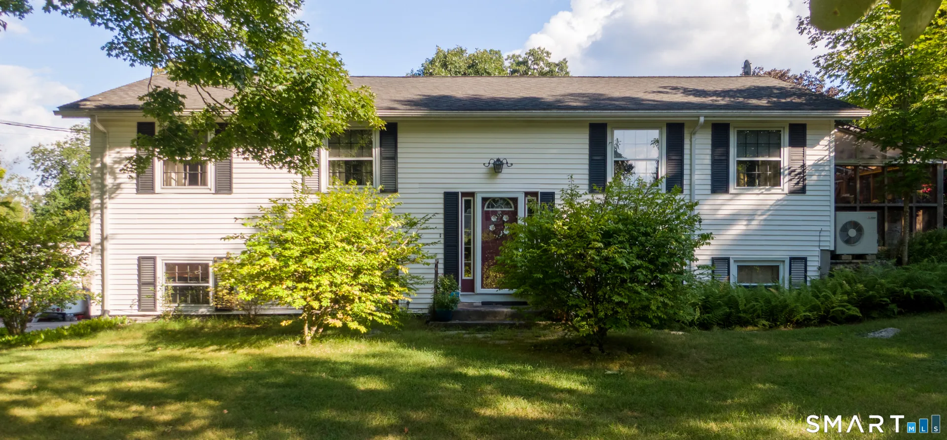 1 Corttiss Road, Thompson, CT