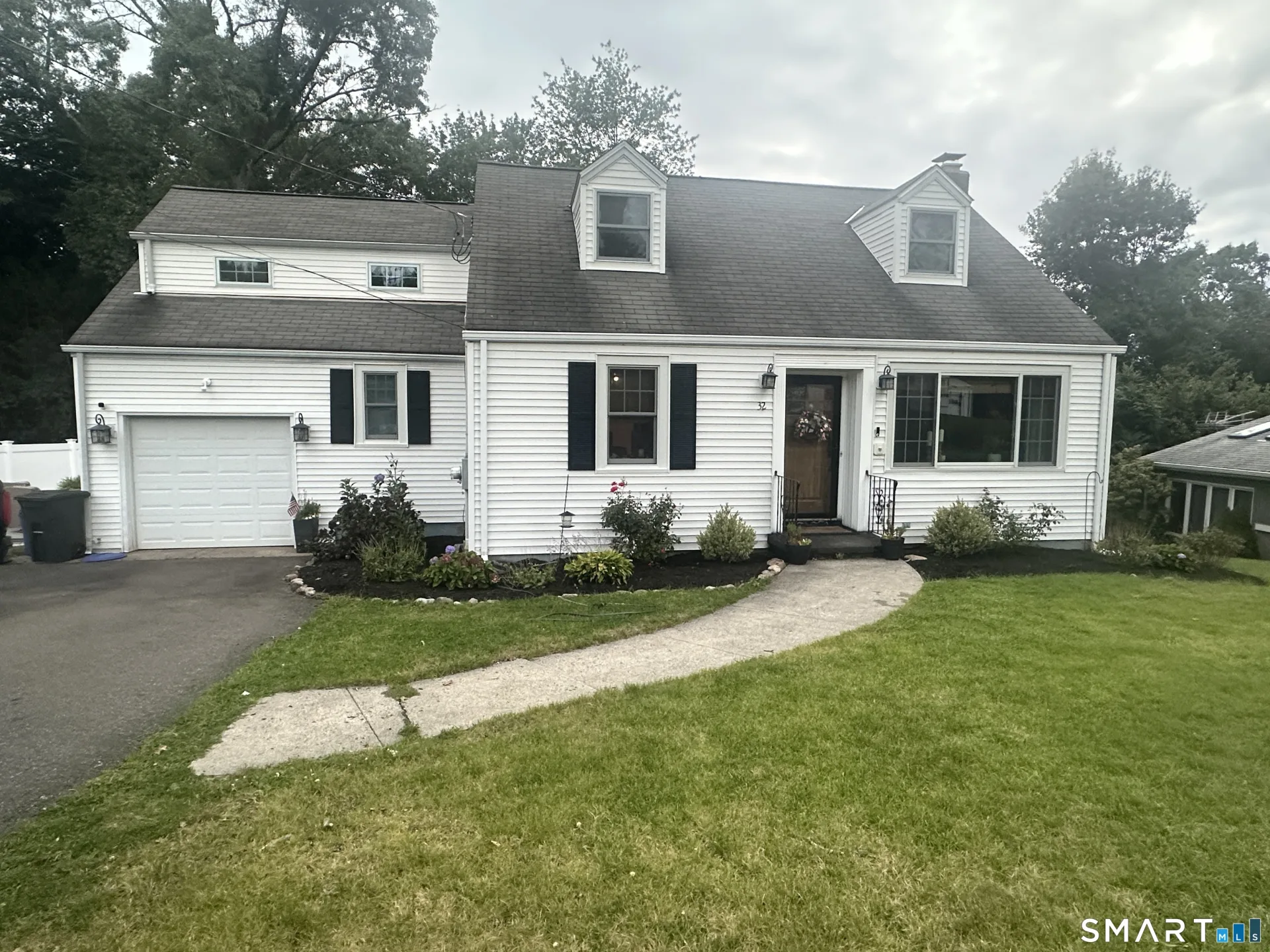 32 Hilltop Terrace, North Haven, CT