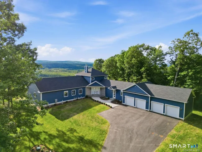 62 Pinnacle Road
