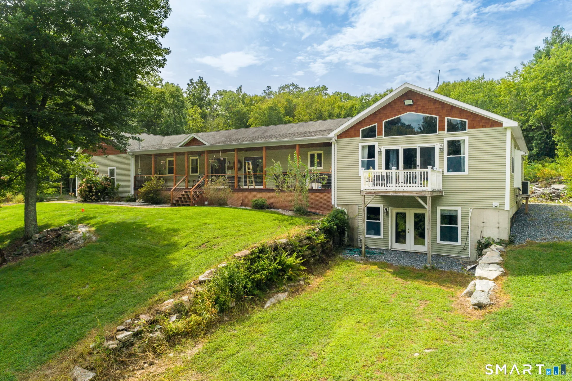 332 Ravenelle Road, Thompson, CT