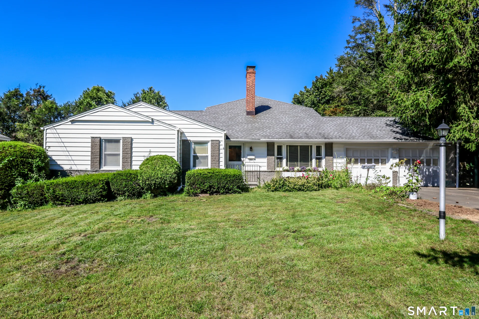 124 Chestnut Hill Road, Trumbull, CT