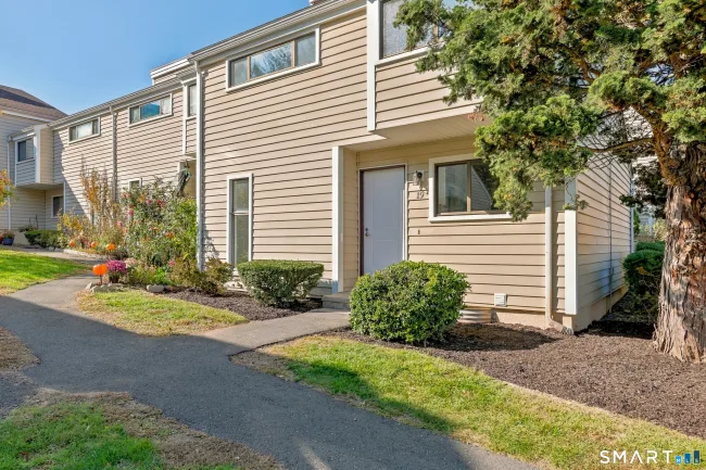 19 Monticello Drive #19, Branford, CT