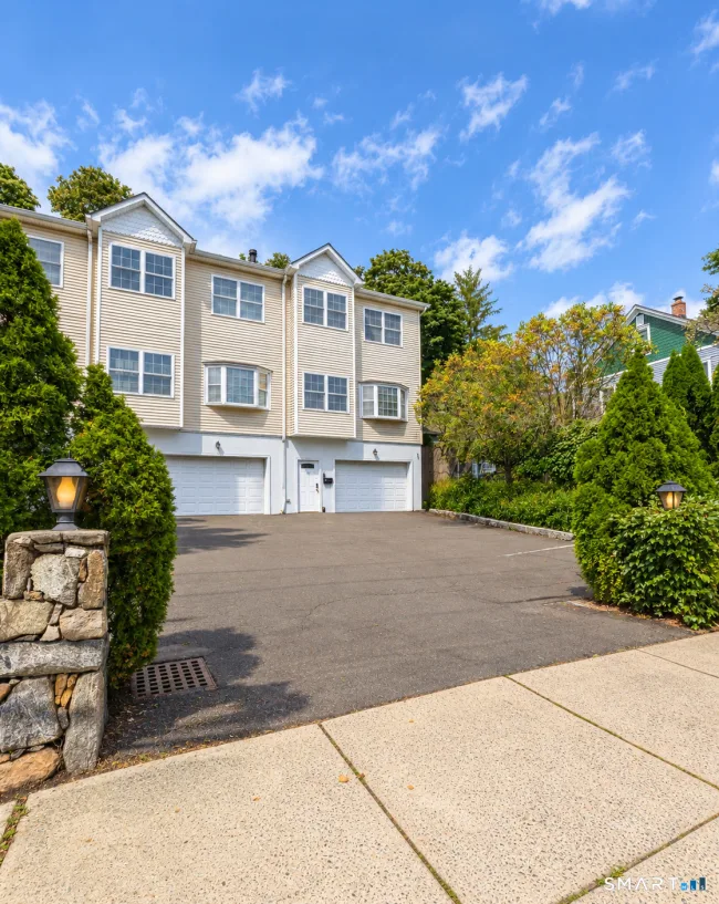 806 Hope Street #1