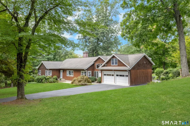 231 Skymeadow Drive, Stamford, CT