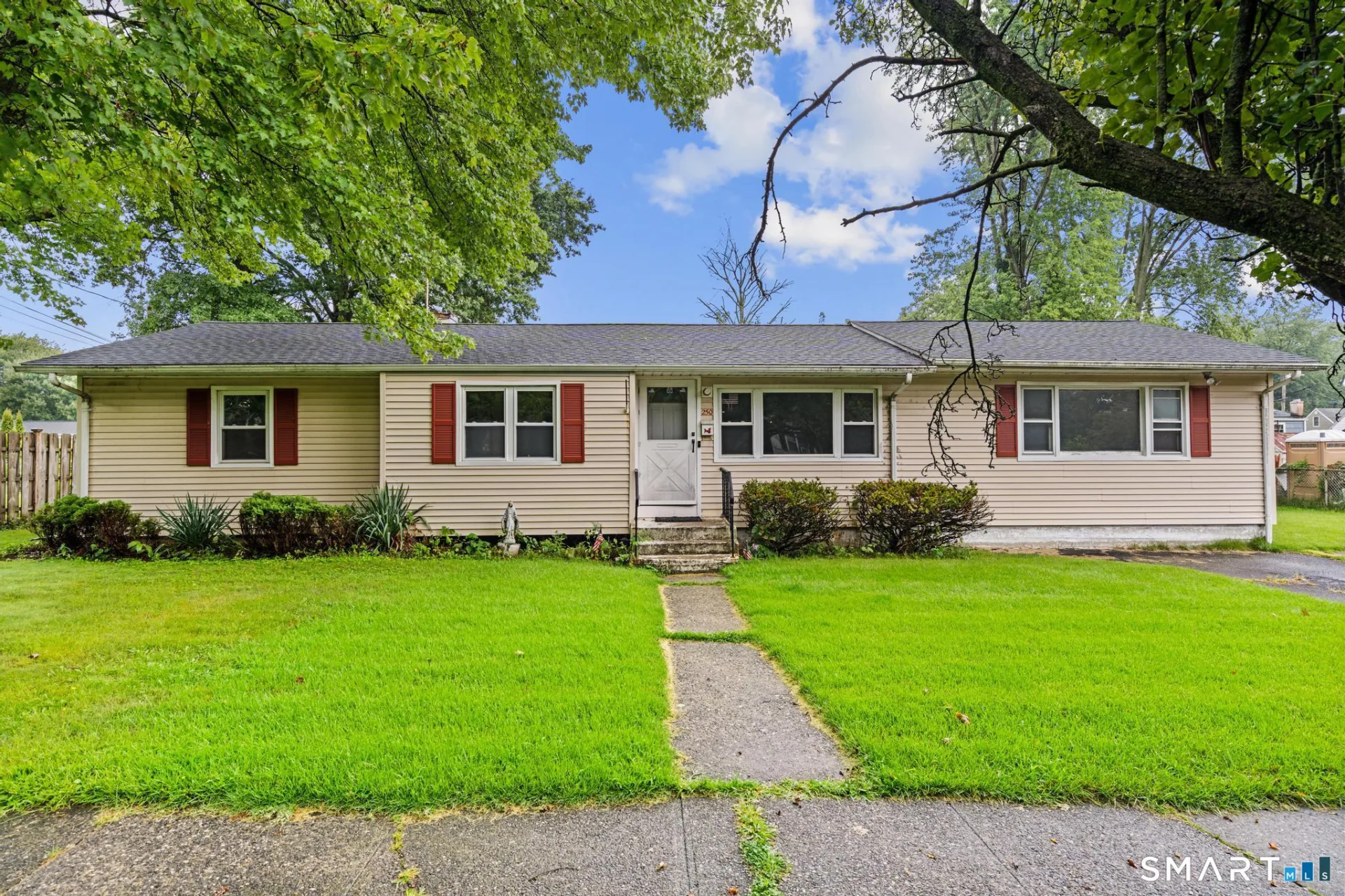 250 Albert Avenue, Stratford, CT
