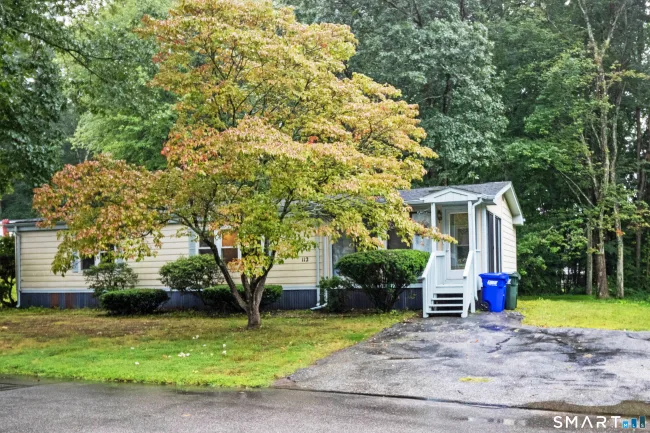 112 Colchester Commons, Colchester, CT