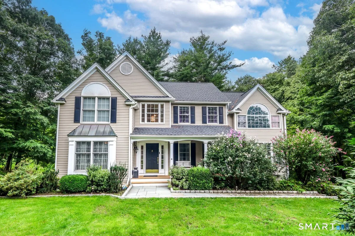 26 Bayberry Lane, New Milford, CT