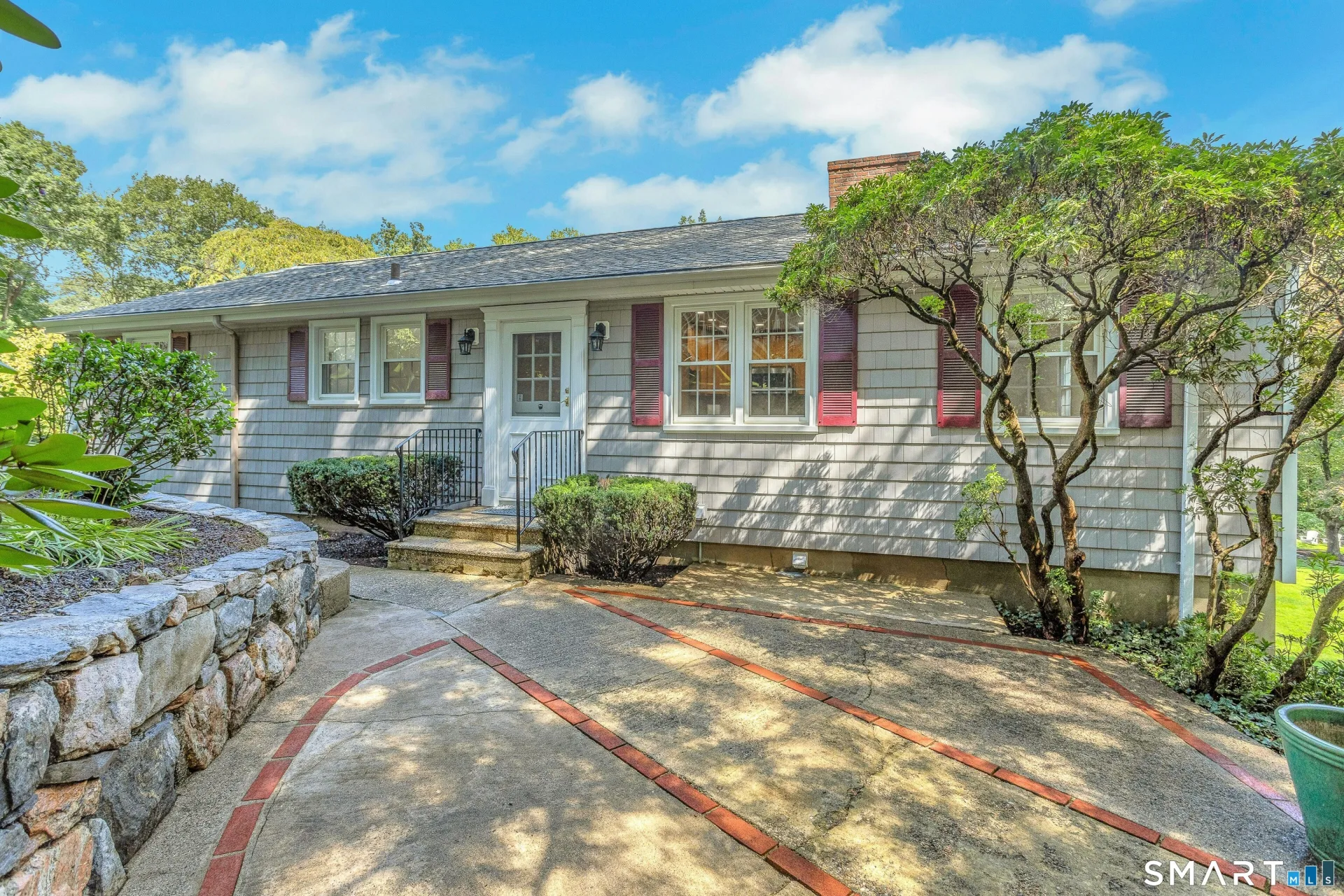 79 Robin Hood Road, Stamford, CT