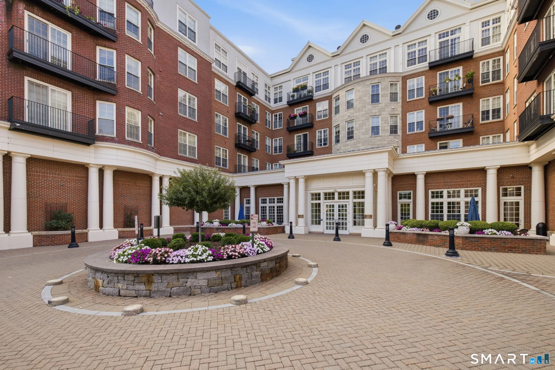 85 Memorial Road #411, West Hartford, CT