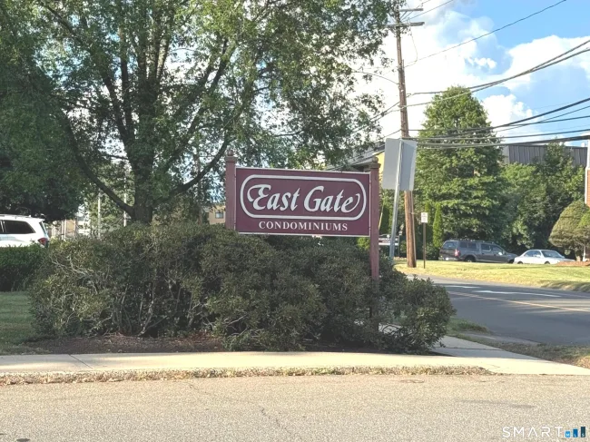 1 East Gate Lane #1, Hamden, CT