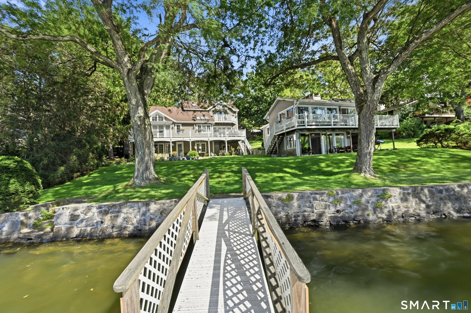 23 Lake Drive, New Fairfield, CT