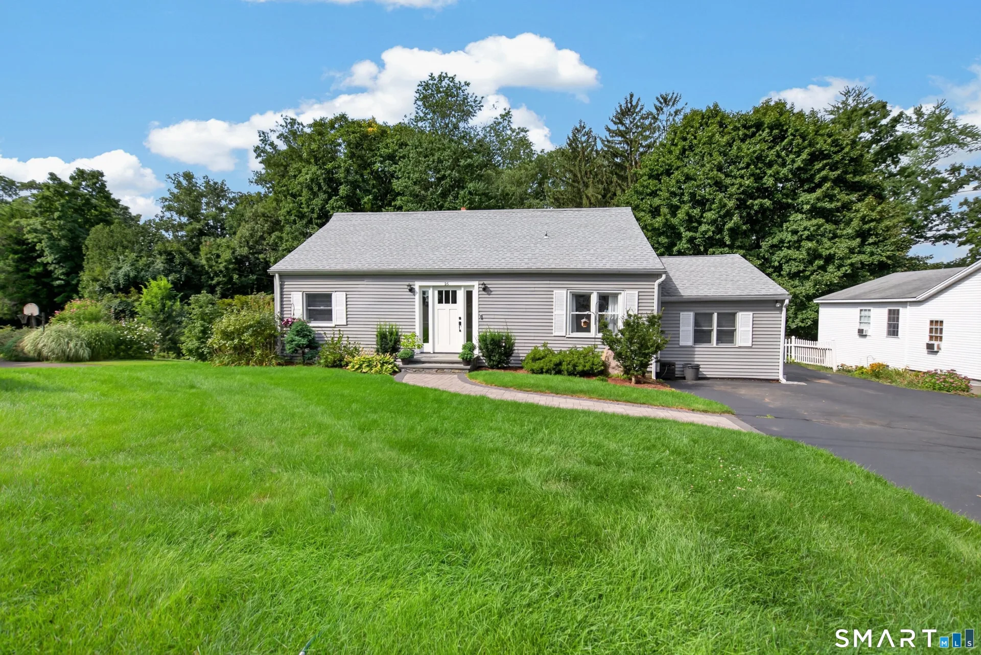 25 Windmill Hill Road, Branford, CT