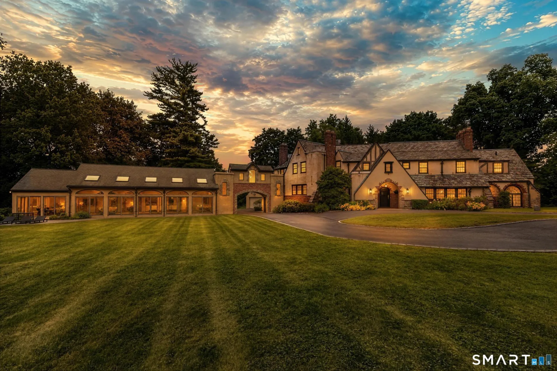 21 Calhoun Drive, Greenwich, CT