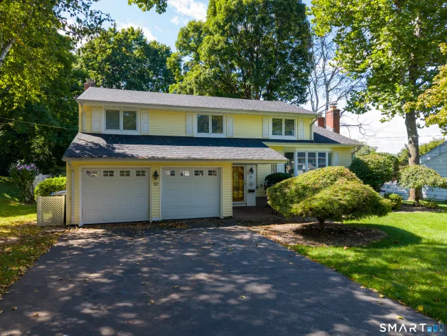 37 Salem Drive, Newington, CT