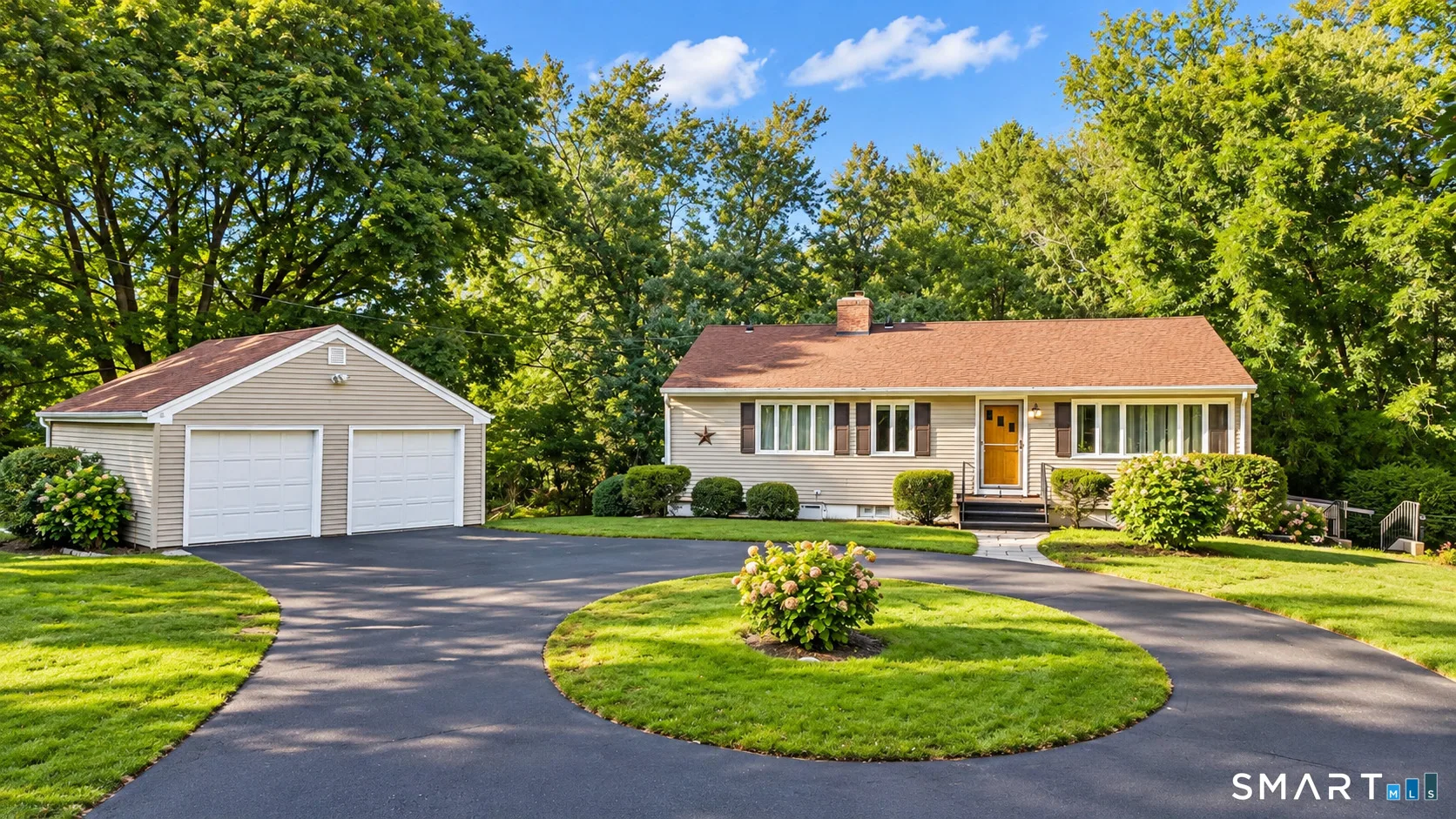 4438 Madison Avenue, Trumbull, CT