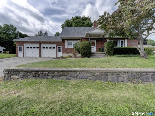 222 Maplewood Avenue