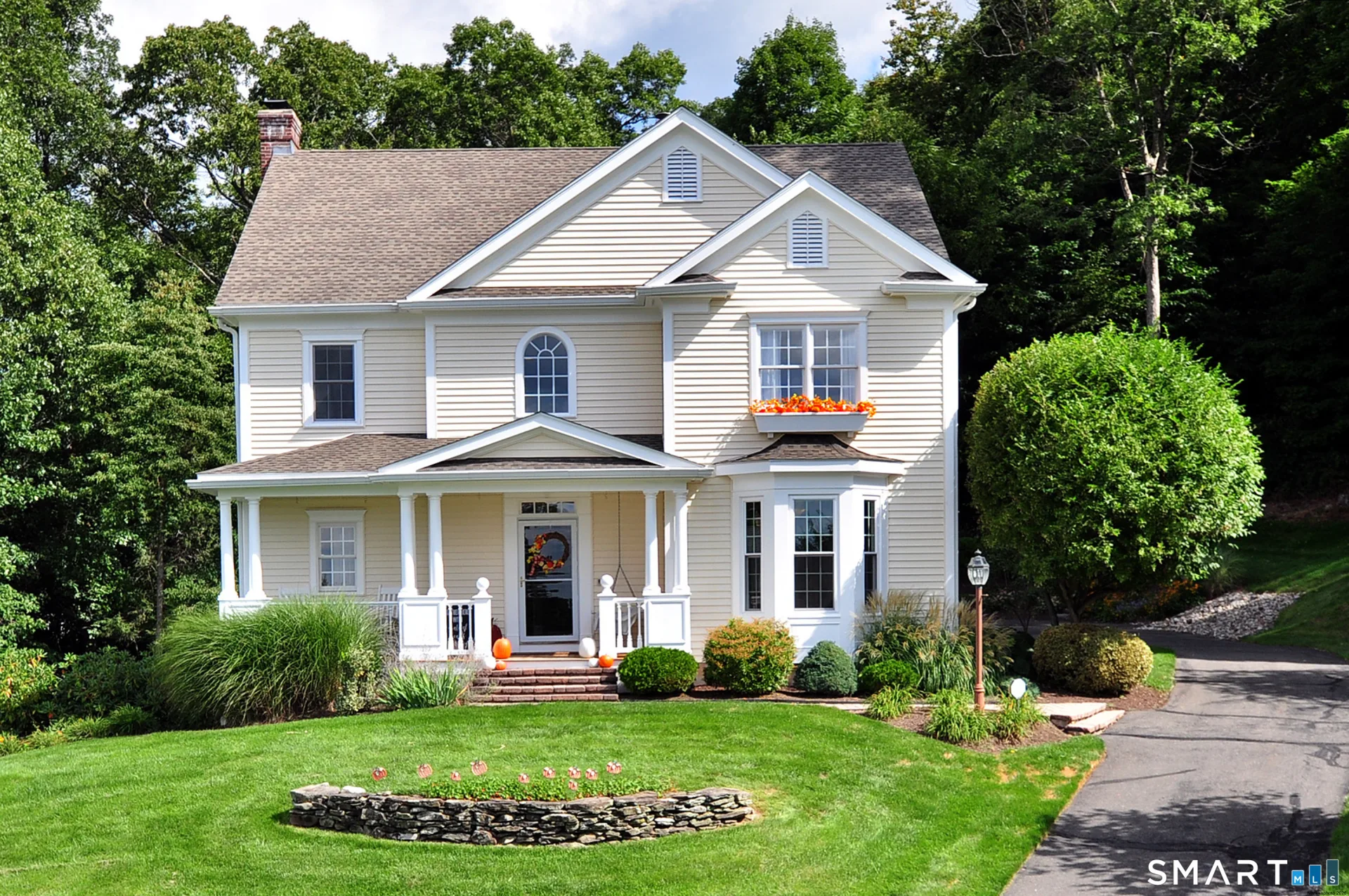 136 Village Gate Drive, Southington, CT