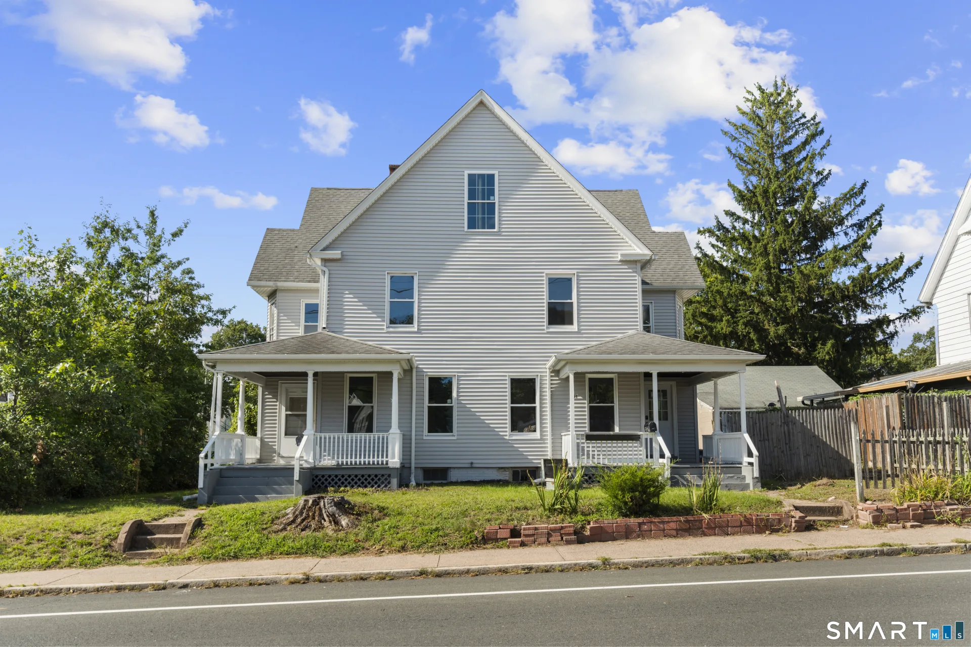 151 Center Street, Manchester, CT