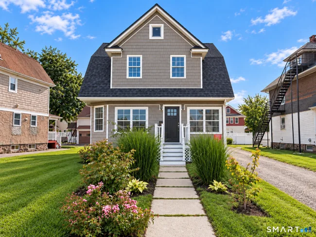 44 Locust Avenue, Danbury, CT