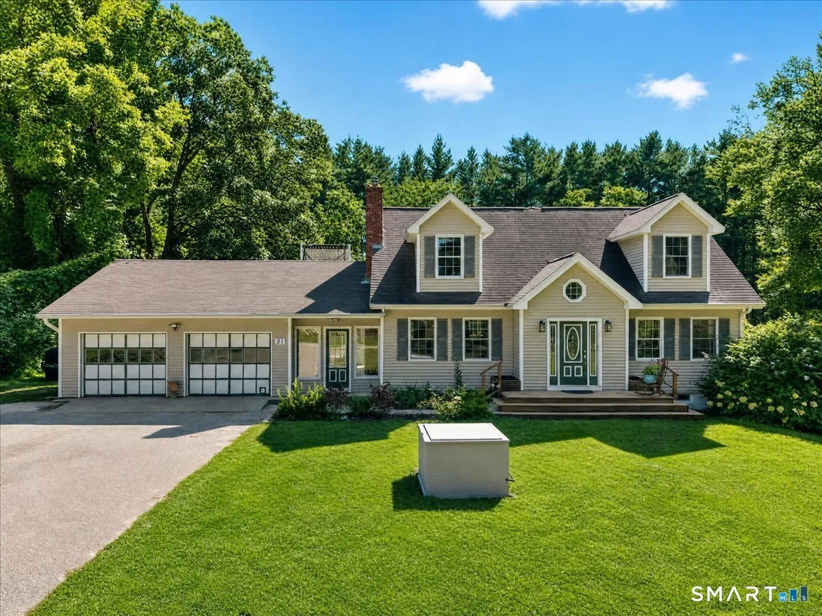 21 Thompson Road, Franklin, CT