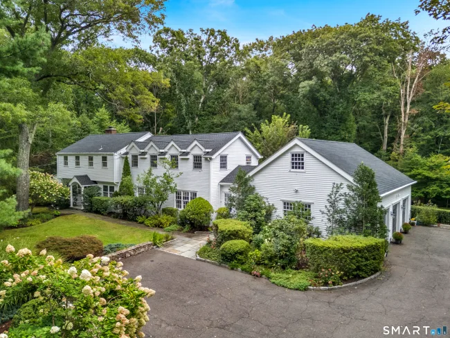 227 Newtown Turnpike