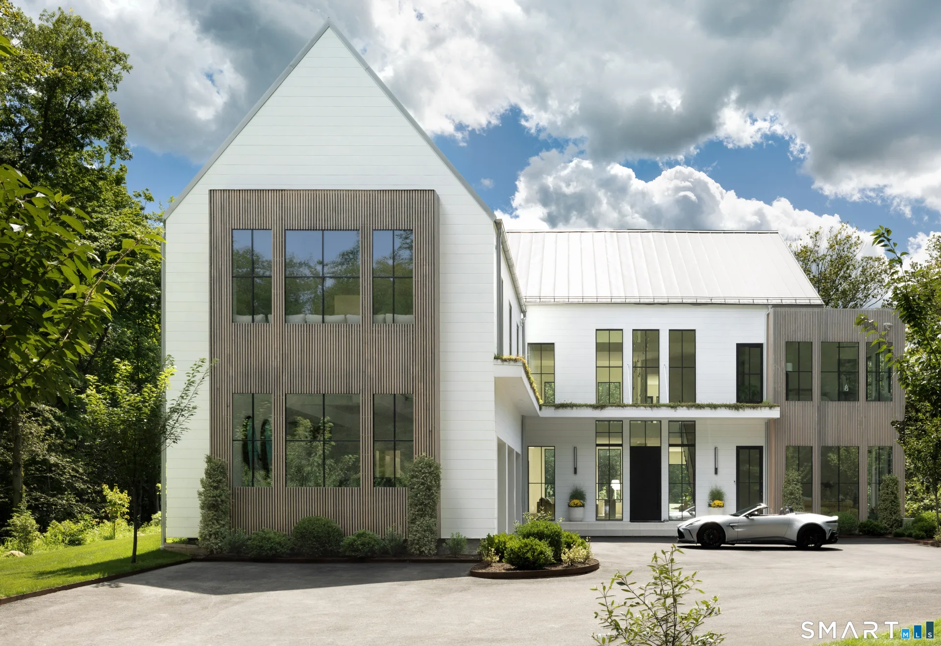 41 Mohawk Lane, Greenwich, CT