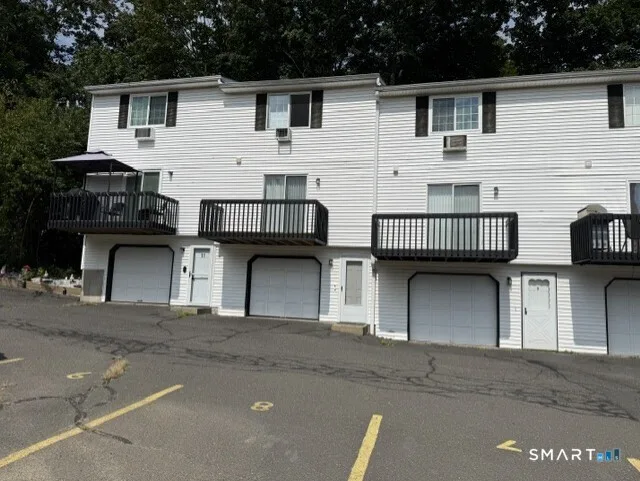 85 Aetna Street #10, Naugatuck, CT