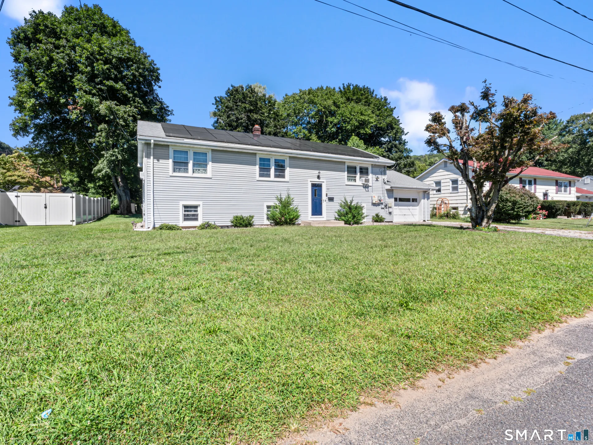 22 Caldwell Drive, New Milford, CT