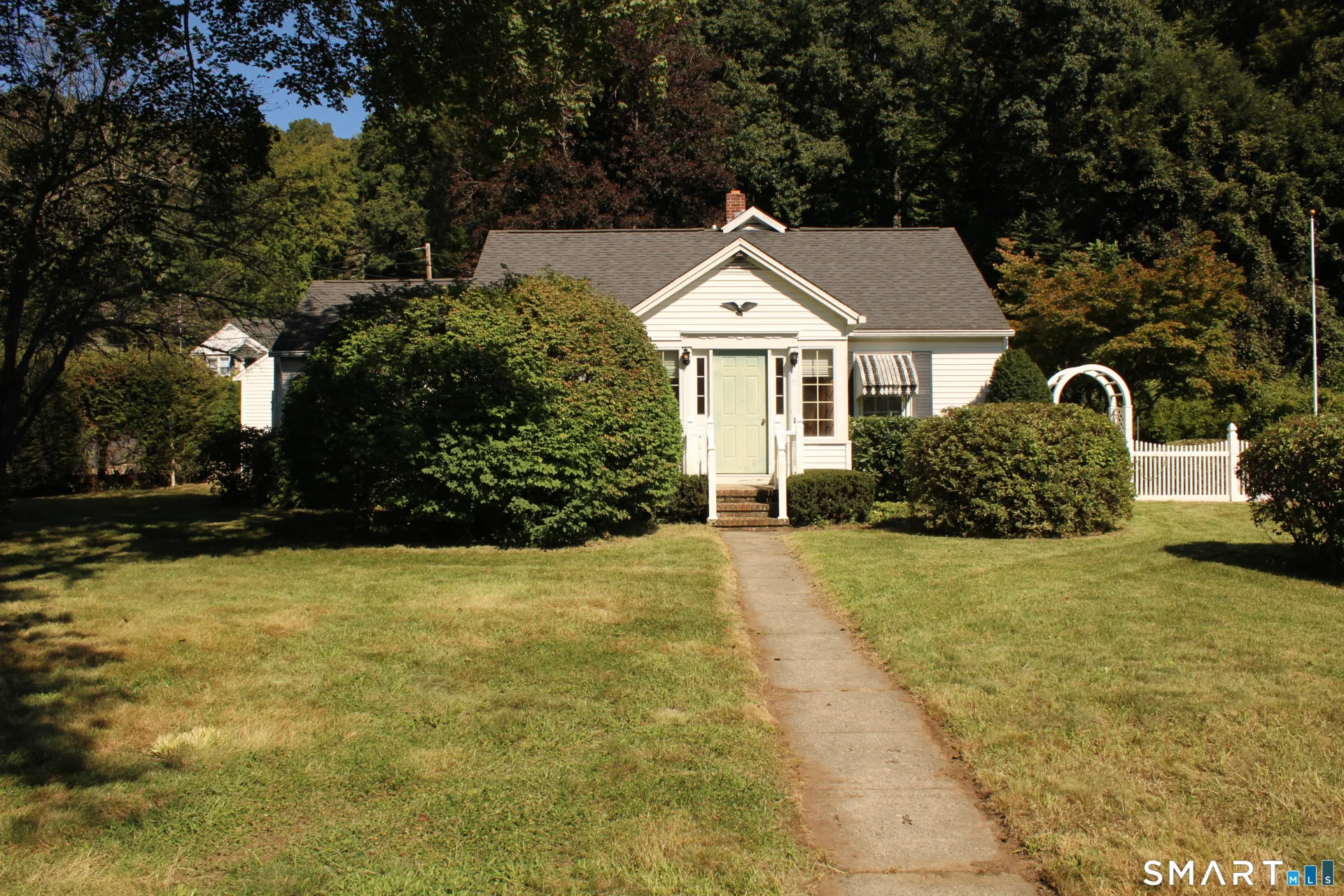70 Woodside Avenue, Oxford, CT