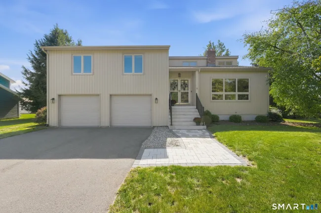207 Lisa Drive