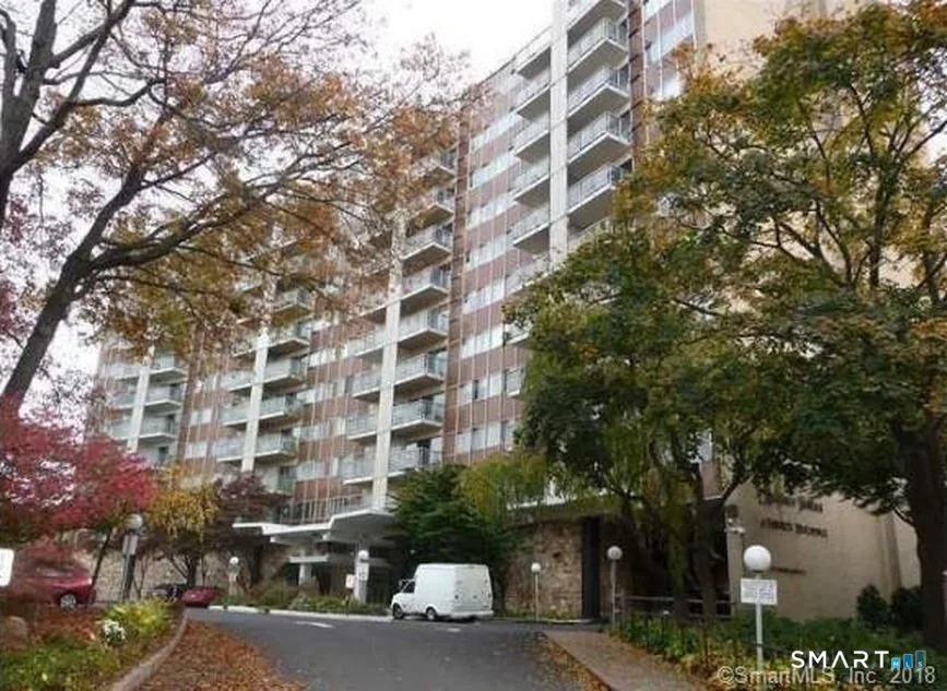 30 Woodland Street, Hartford, CT