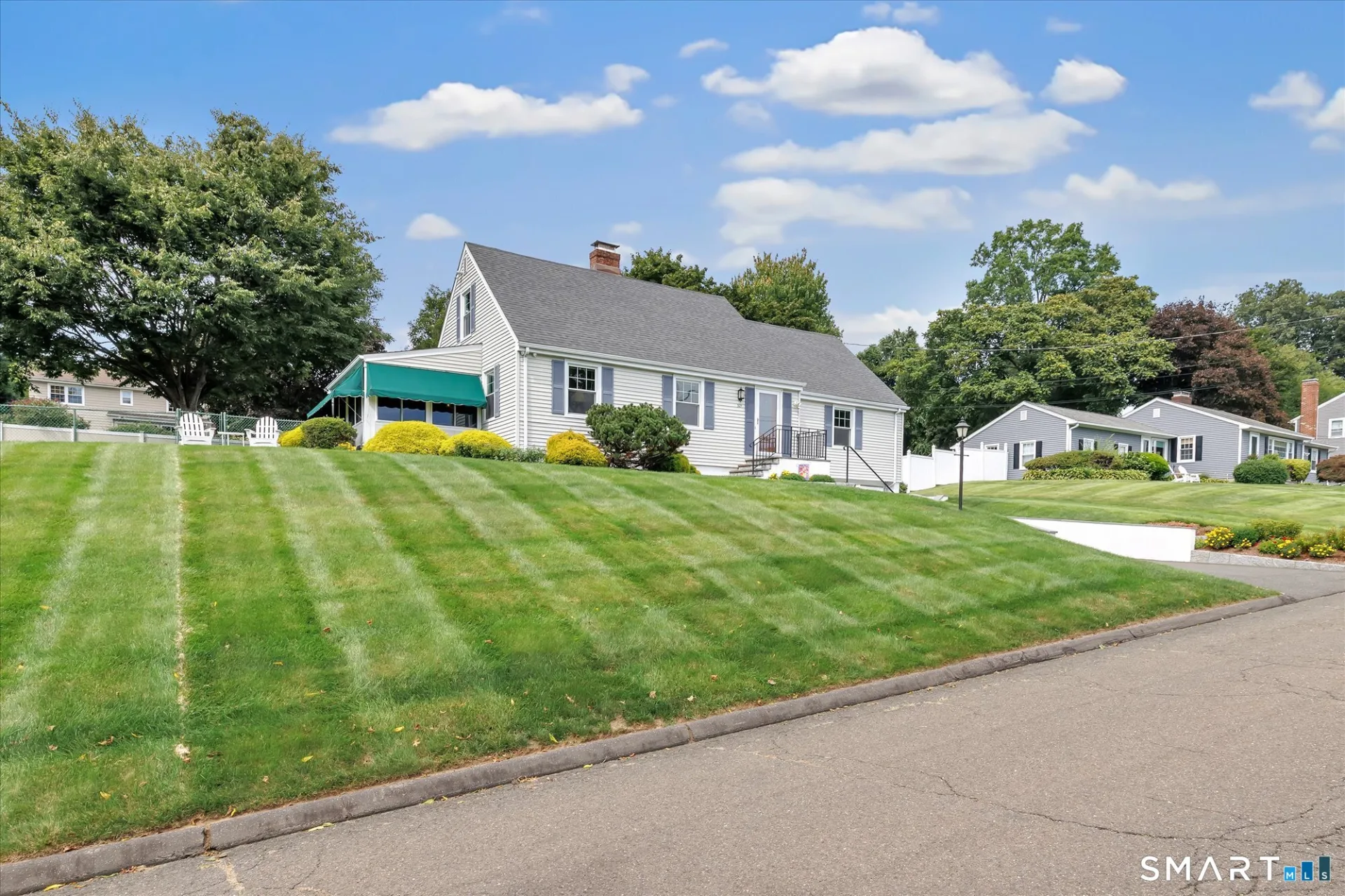321 Bridgeview Place, Stratford, CT