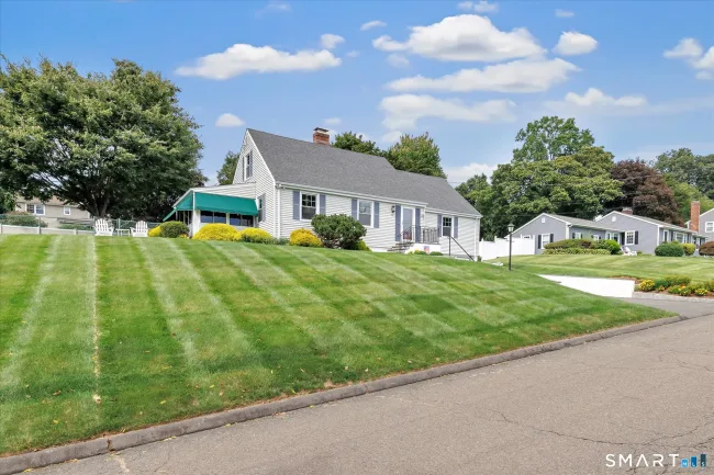 321 Bridgeview Place