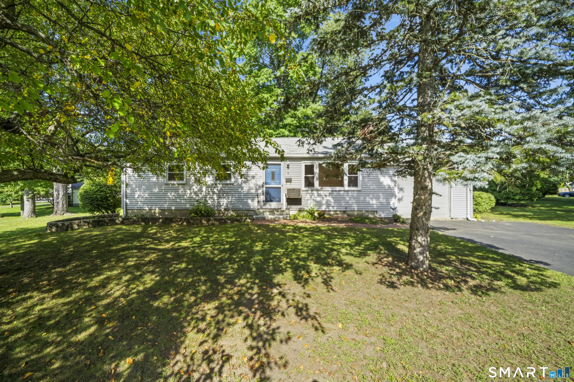 6 Carmella Terrace, Enfield, CT