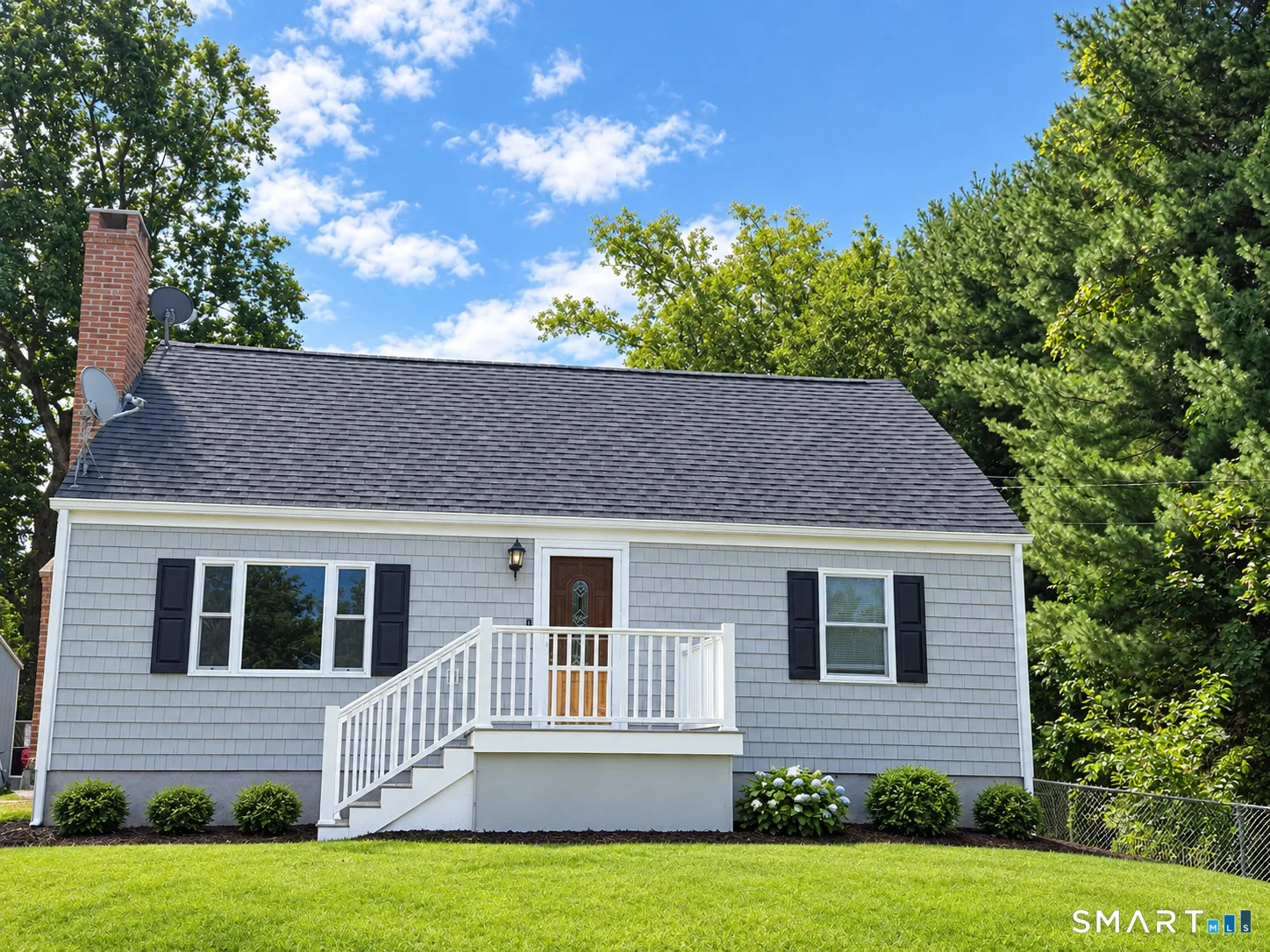 27 New York Road, Montville, CT