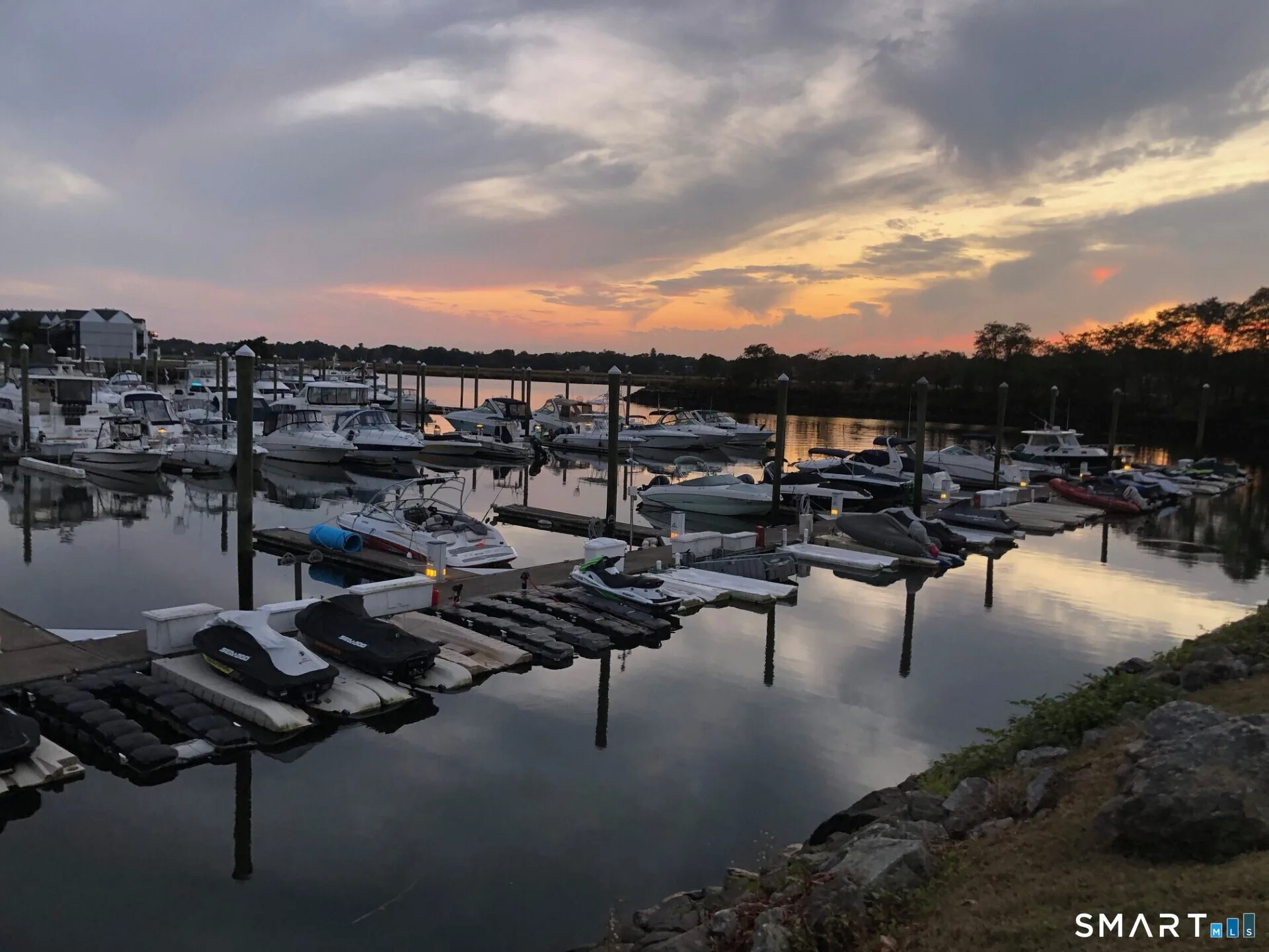 275 Popes Island Road #A17, Milford, CT