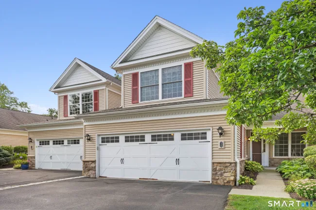 36 Watkins Drive #36, Newtown, CT