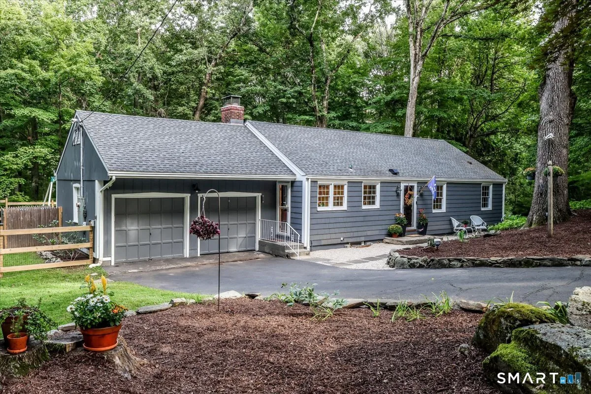 20 Rockhouse Road, Wilton, CT