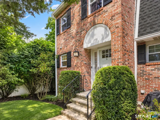 19 Colonial Road #6