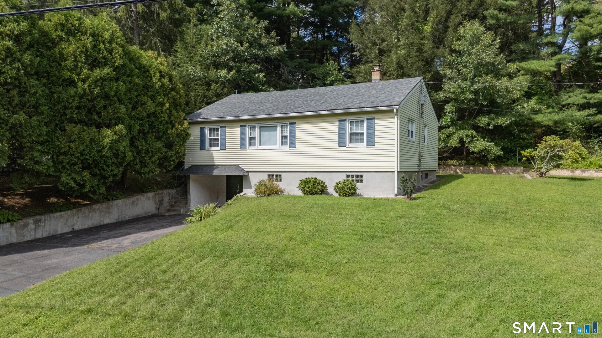 224 Lopus Road, Beacon Falls, CT